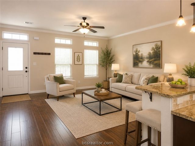 405 A&B Ash Street, College Station, TX 77840