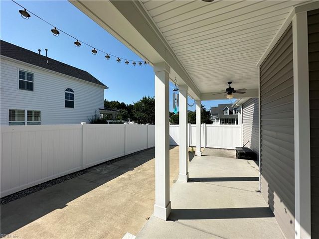 2212 Martlet LN, Virginia Beach, VA 23456