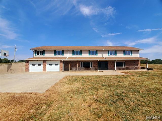 18218 Highway D, Kahoka, MO 63445