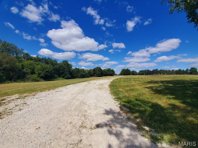 18218 Highway D, Kahoka, MO 63445