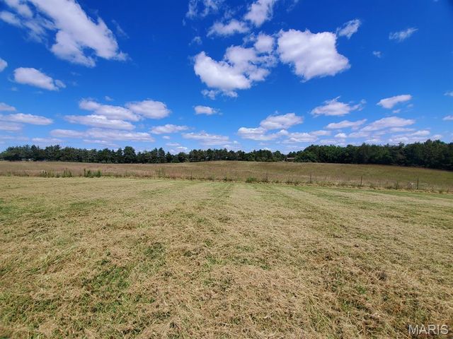 18218 Highway D, Kahoka, MO 63445