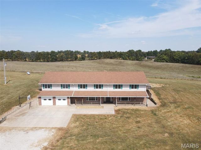 18218 Highway D, Kahoka, MO 63445