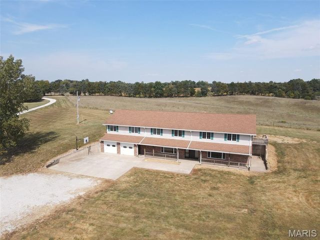 18218 Highway D, Kahoka, MO 63445