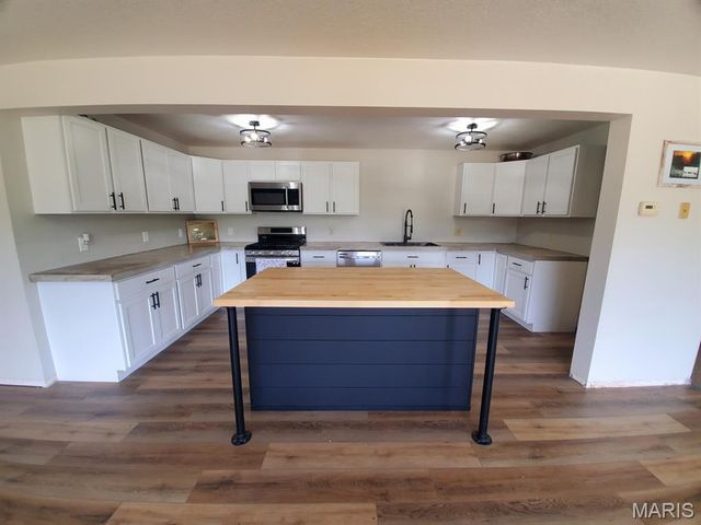 18218 Highway D, Kahoka, MO 63445