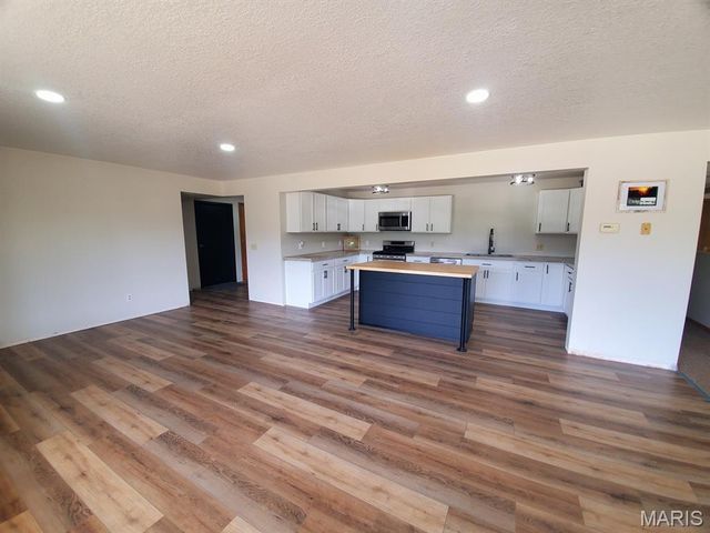 18218 Highway D, Kahoka, MO 63445