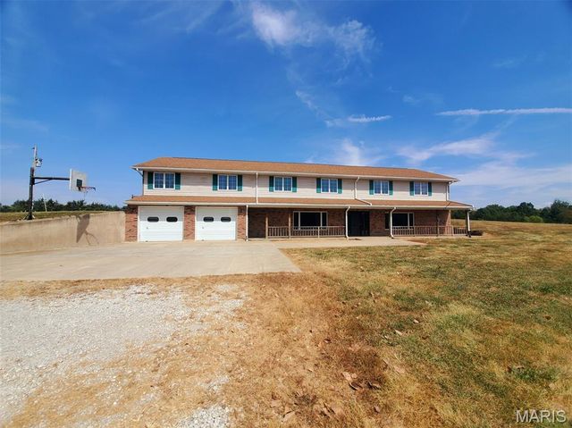 18218 Highway D, Kahoka, MO 63445