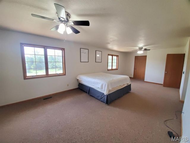 18218 Highway D, Kahoka, MO 63445