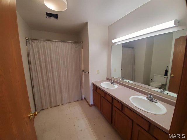 18218 Highway D, Kahoka, MO 63445