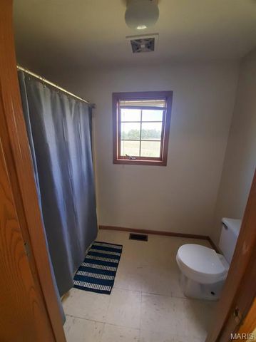 18218 Highway D, Kahoka, MO 63445