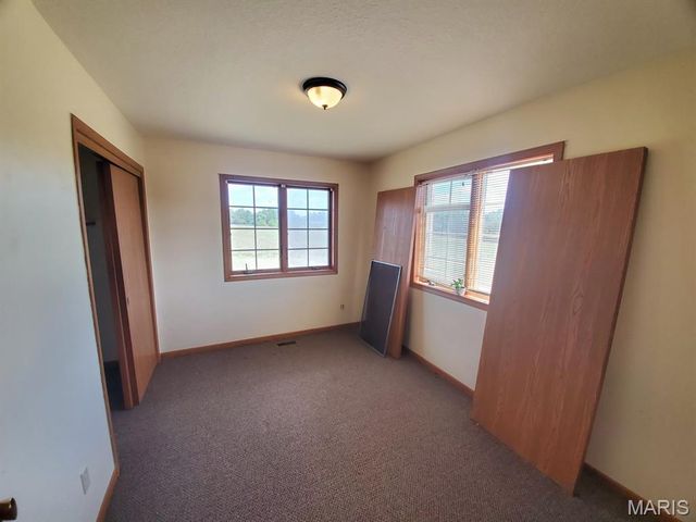 18218 Highway D, Kahoka, MO 63445