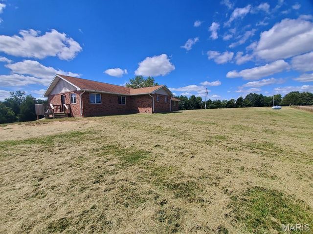 18218 Highway D, Kahoka, MO 63445
