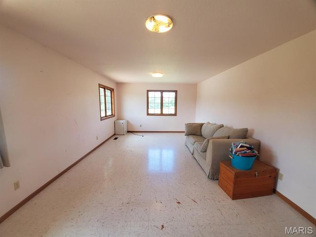 18218 Highway D, Kahoka, MO 63445