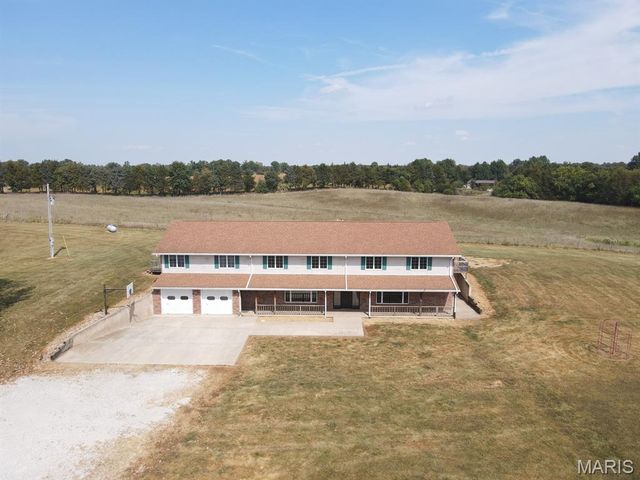 18218 Highway D, Kahoka, MO 63445