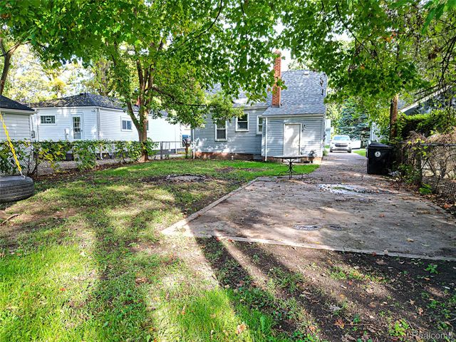 19489 Negaunee, Redford Charter Township, MI 48240