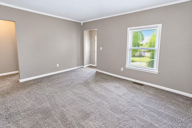 19489 Negaunee, Redford Charter Township, MI 48240