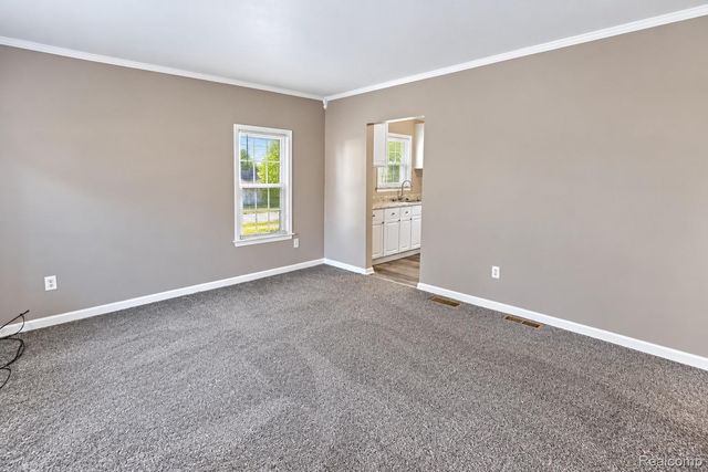 19489 Negaunee, Redford Charter Township, MI 48240
