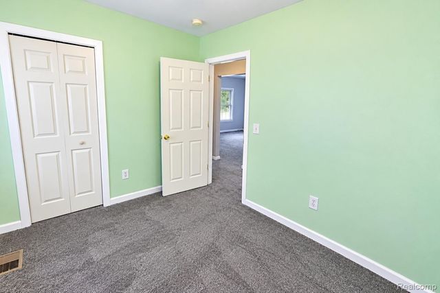 19489 Negaunee, Redford Charter Township, MI 48240