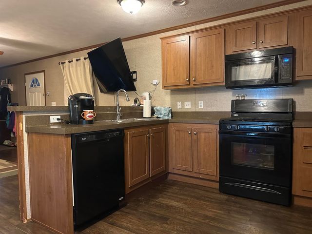 376 W Highland Drive, Johnson, VT 05656