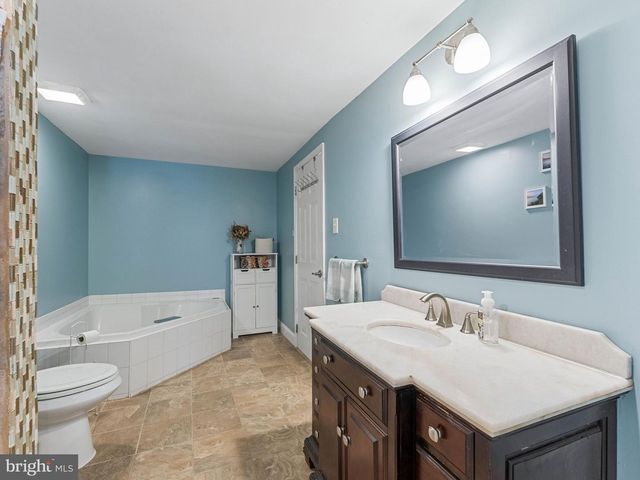 205 GLOUCESTER AVE, Somerdale, NJ 08083