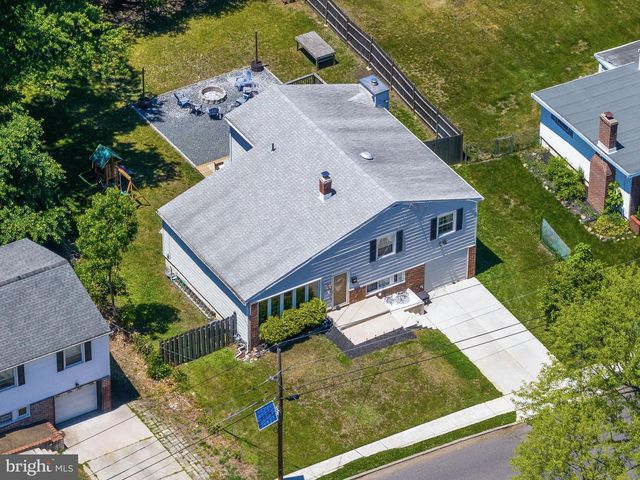 205 GLOUCESTER AVE, Somerdale, NJ 08083