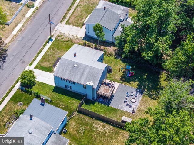 205 GLOUCESTER AVE, Somerdale, NJ 08083