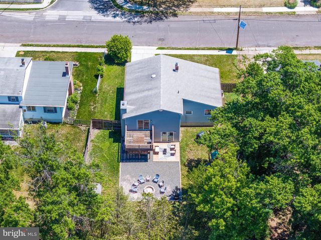 205 GLOUCESTER AVE, Somerdale, NJ 08083