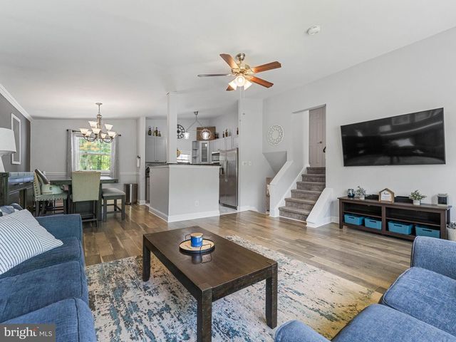 205 GLOUCESTER AVE, Somerdale, NJ 08083