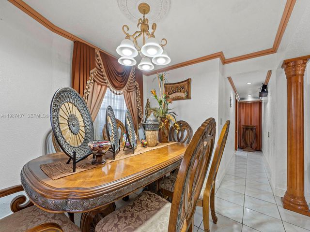 871 SE 5th Pl, Hialeah, FL 33010