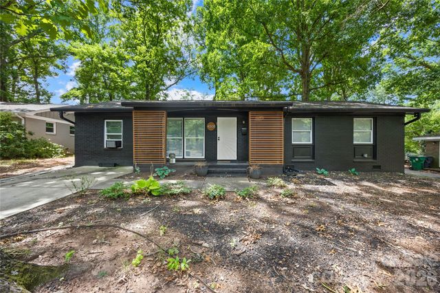 4508 Ivanhoe Place, Charlotte, NC 28205