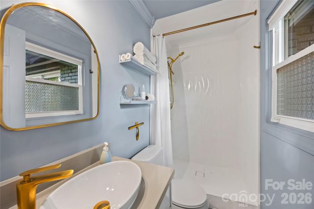 4508 Ivanhoe Place, Charlotte, NC 28205