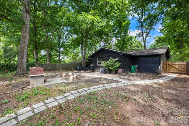 4508 Ivanhoe Place, Charlotte, NC 28205