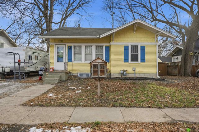 2777 California Street, Lincoln, NE 68510