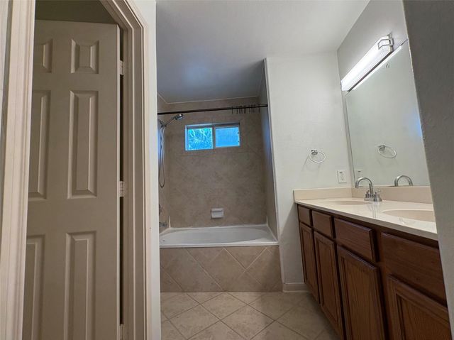 2241 Naomi Street, Houston, TX 77054
