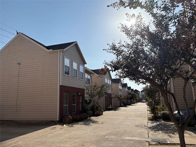 2241 Naomi Street, Houston, TX 77054
