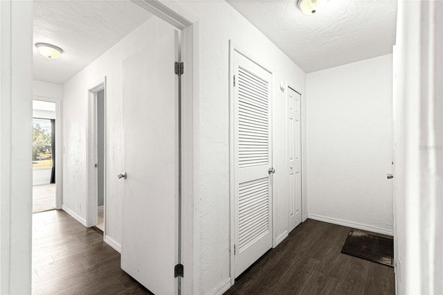 15203 SANDALWOOD DRIVE 203, Wildwood, FL 34785