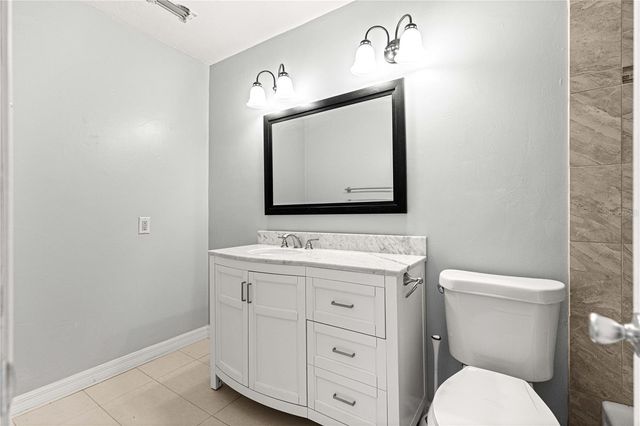 15203 SANDALWOOD DRIVE 203, Wildwood, FL 34785