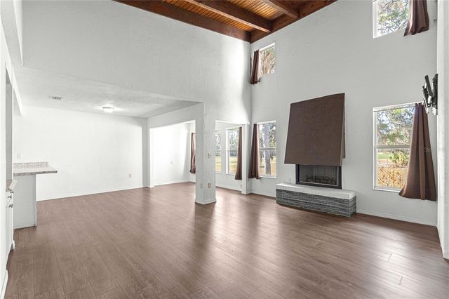 15203 SANDALWOOD DRIVE 203, Wildwood, FL 34785