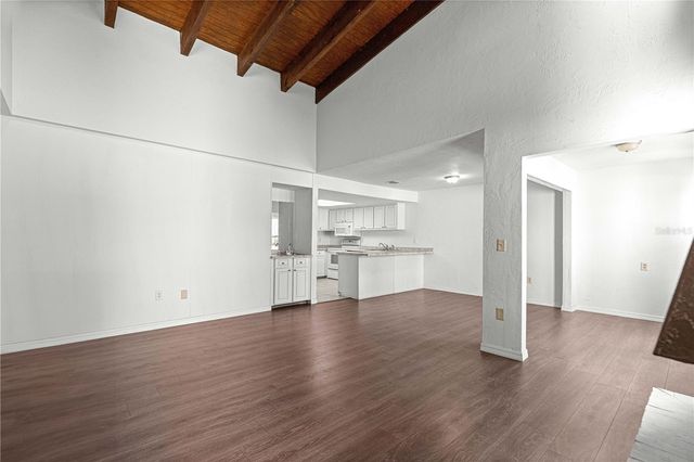 15203 SANDALWOOD DRIVE 203, Wildwood, FL 34785