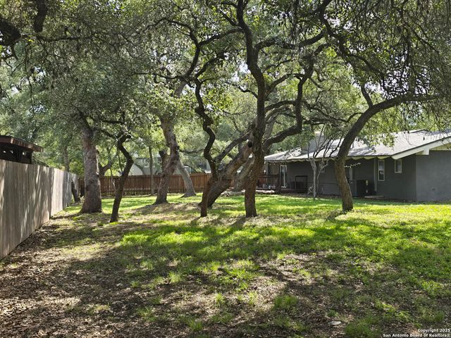 8715 Post Oak, San Antonio, TX 78217