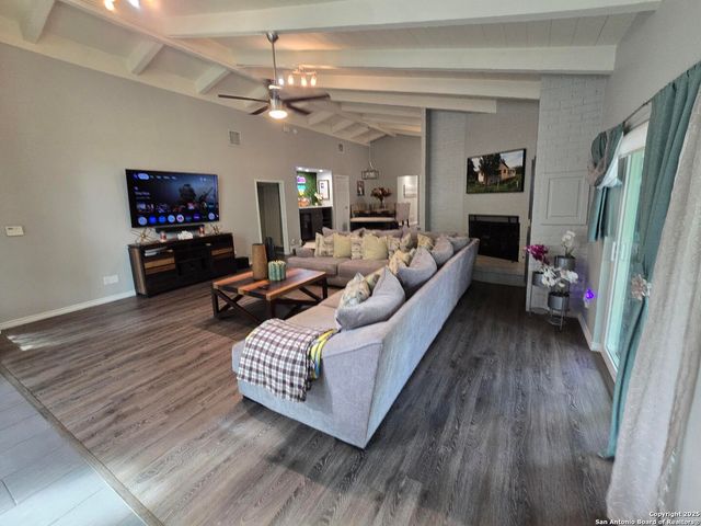 8715 Post Oak, San Antonio, TX 78217