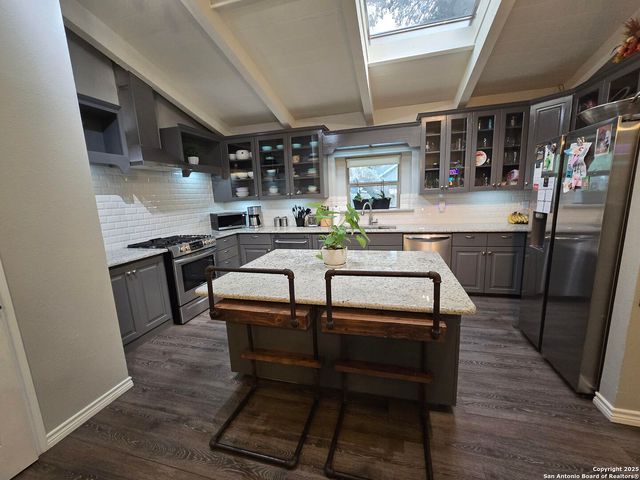 8715 Post Oak, San Antonio, TX 78217