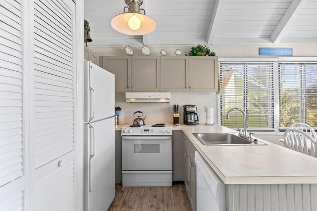 947 Sealoft Villa Drive, Seabrook Island, SC 29455