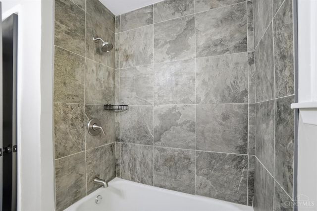 10110 Woodstock Drive, Woodlawn, OH 45215