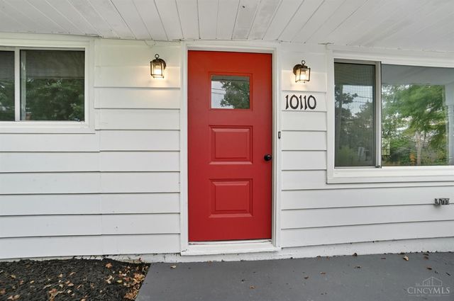 10110 Woodstock Drive, Woodlawn, OH 45215