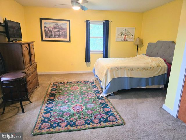 692 CASSELL RD, Elizabethtown, PA 17022