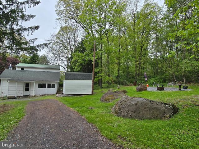 692 CASSELL RD, Elizabethtown, PA 17022