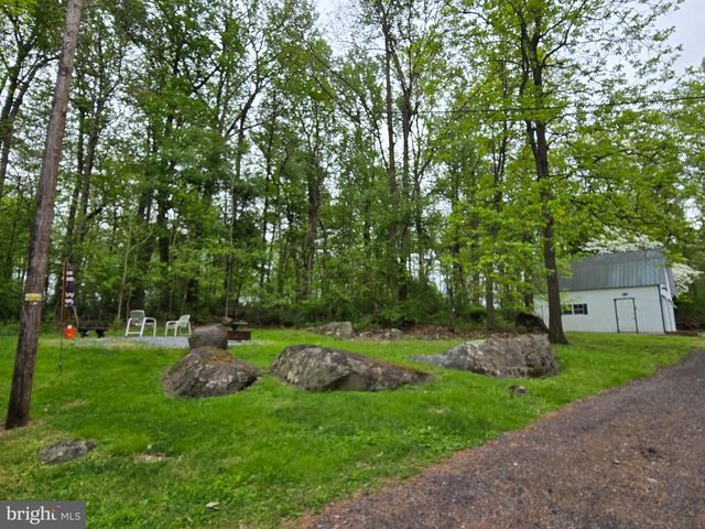 692 CASSELL RD, Elizabethtown, PA 17022