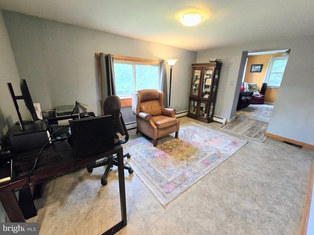 692 CASSELL RD, Elizabethtown, PA 17022