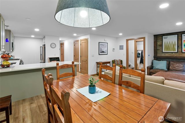 16319 Alpine Drive E, Enumclaw, WA 98022