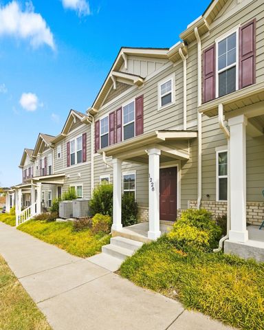 1228 Foxton Ln, Antioch, TN 37013